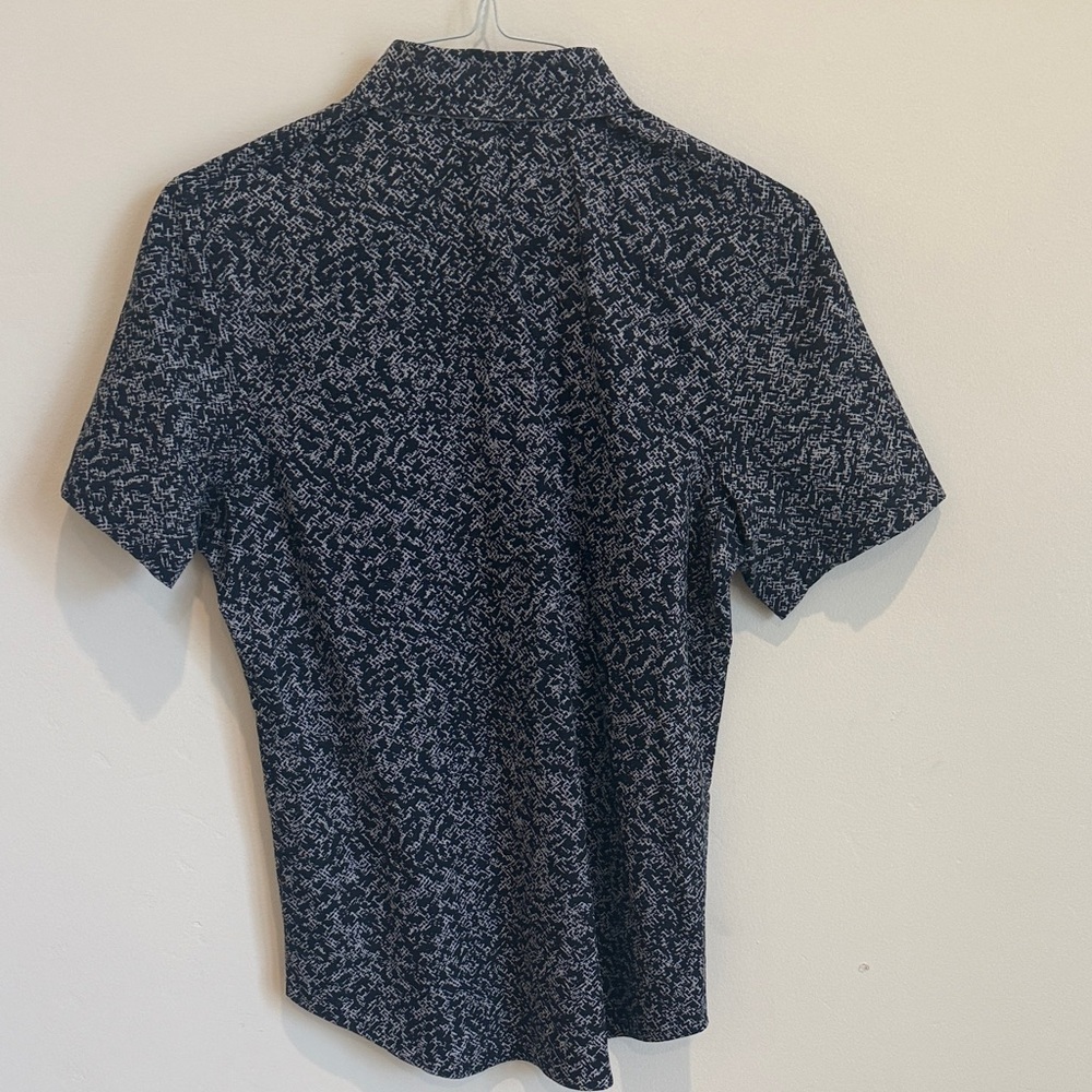 lululemon athletica Navy and White Casual Shirt - Picture 4 of 5